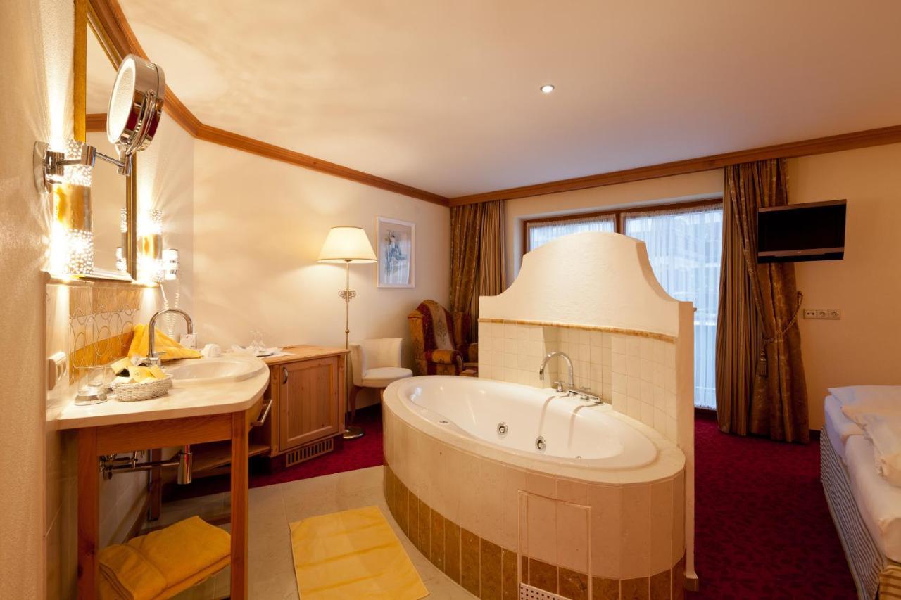Hotel Solaria イシュグル エクステリア 写真