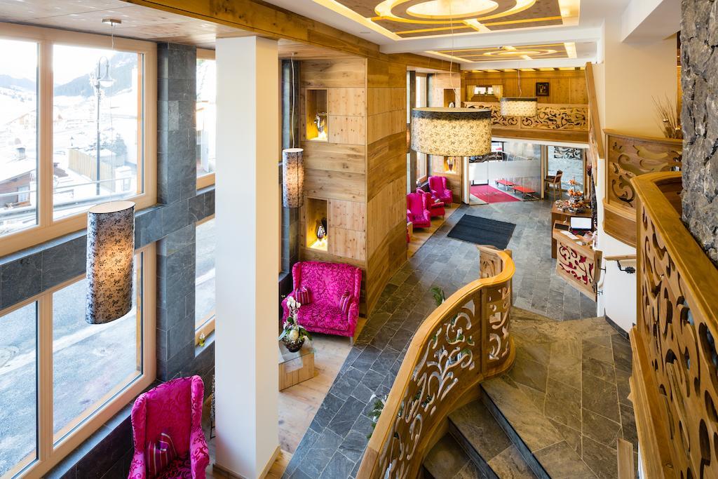 Hotel Solaria イシュグル エクステリア 写真